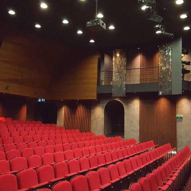 Batthyány-Erbzentrum - Theater